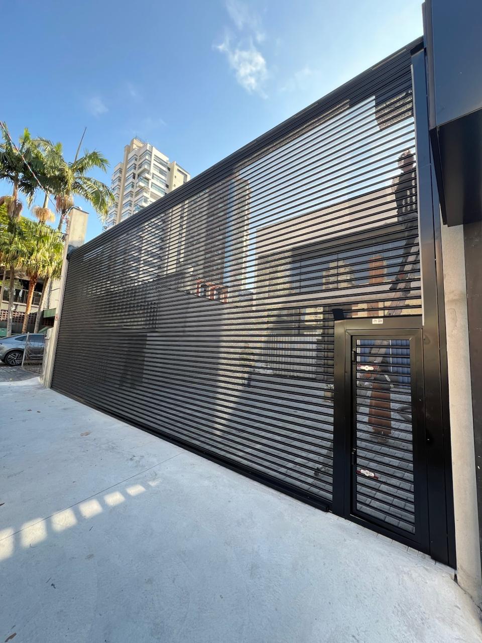 Portas de aço na Piraporinha São Bernardo do Campo