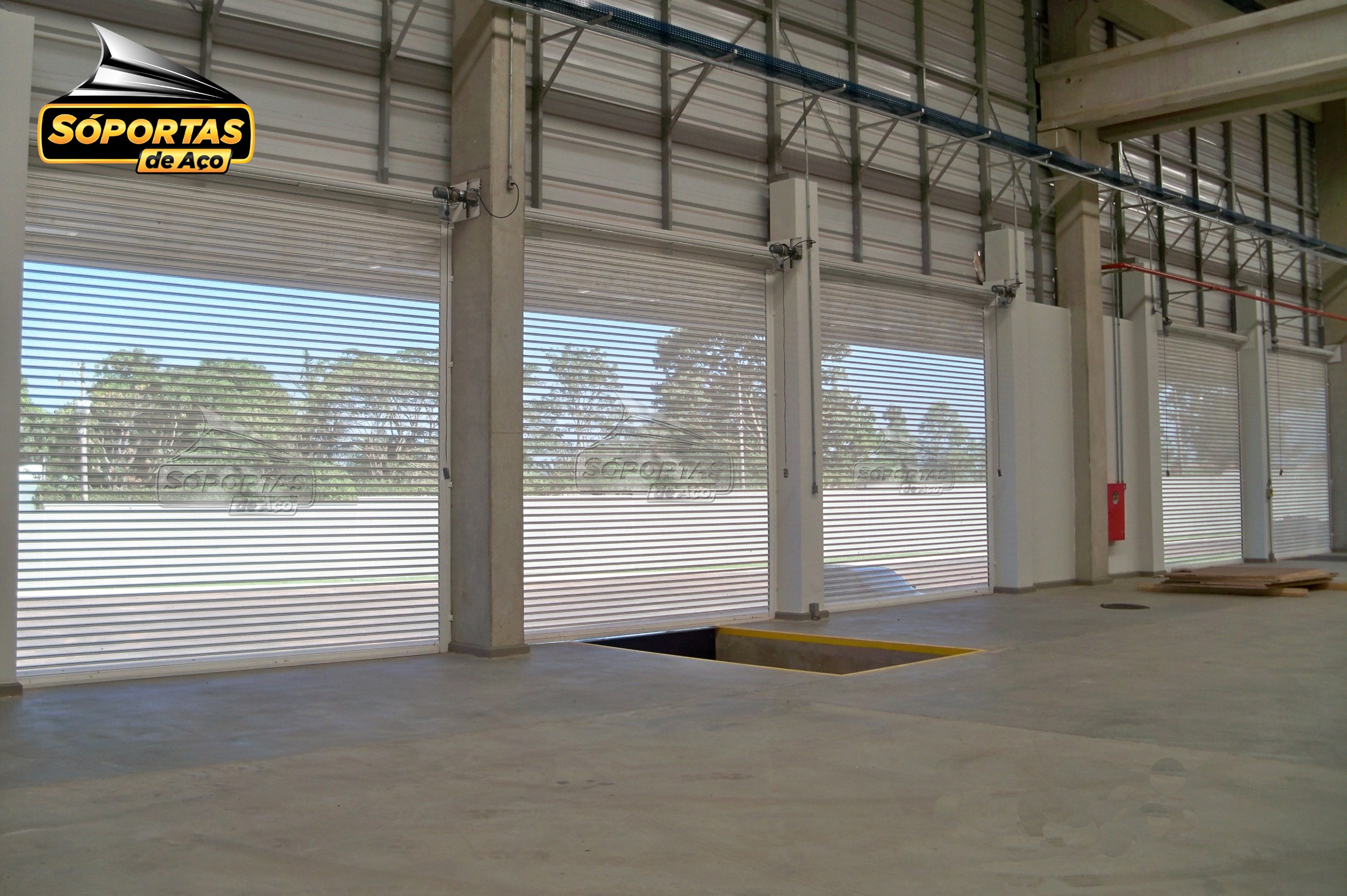 Portas de enrolar no Centro de São Bernardo do Campo