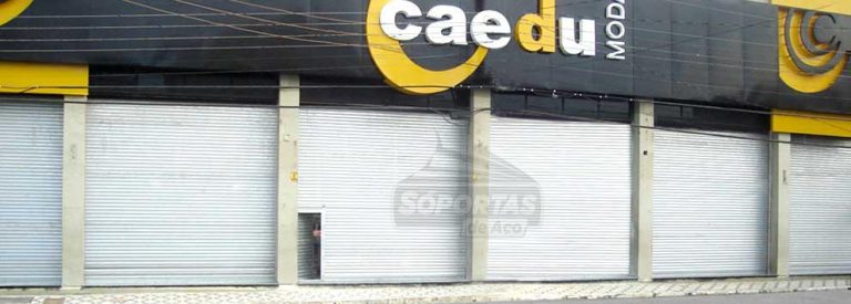 Portas de Aço em Ambientes Comerciais: Estética, Segurança e Praticidade